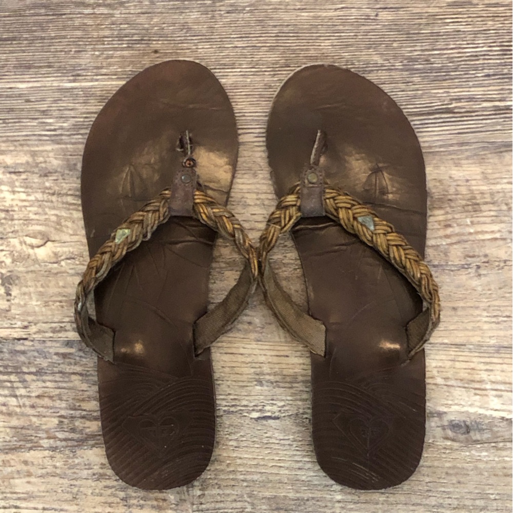 Rainbow flip flops 7- 7.5